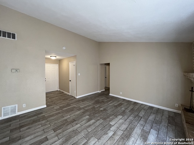 Image 8 of 42 For 6522 Ridge Willow