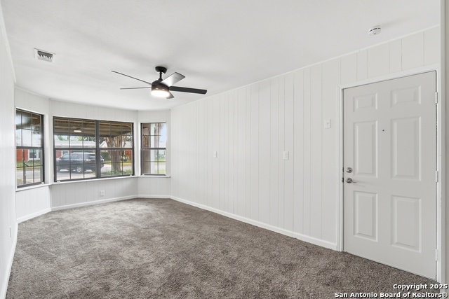 Image 16 of 36 For 283 Hatcher  