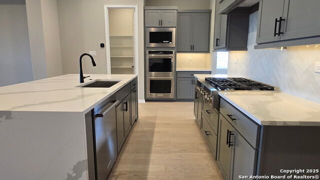 Image 5 of 13 For 2315 Carson Cove