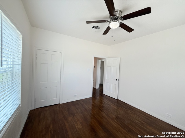 Image 31 of 47 For 1214 Sutton