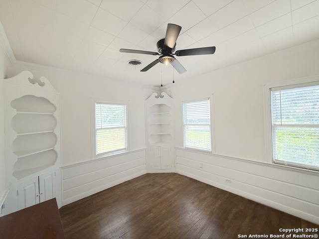 Image 33 of 47 For 1214 Sutton