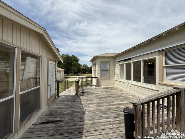 Image 40 of 47 For 1214 Sutton