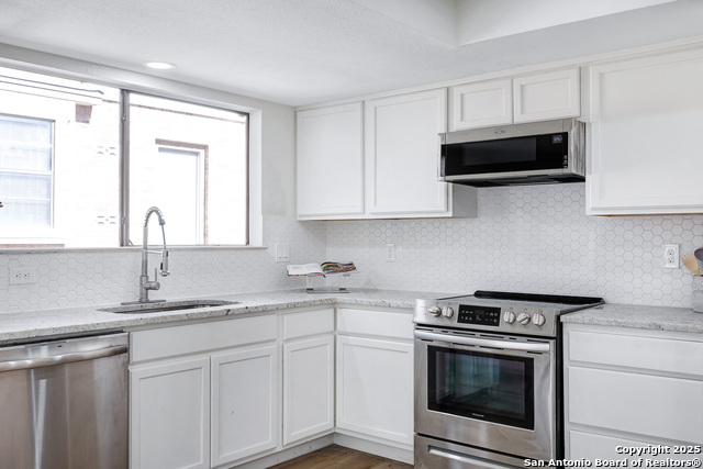 Image 11 of 25 For 5503 Timber Canyon