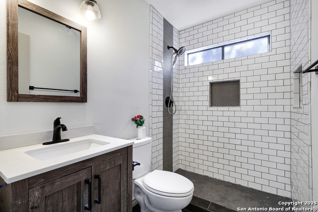 Image 19 of 25 For 5503 Timber Canyon