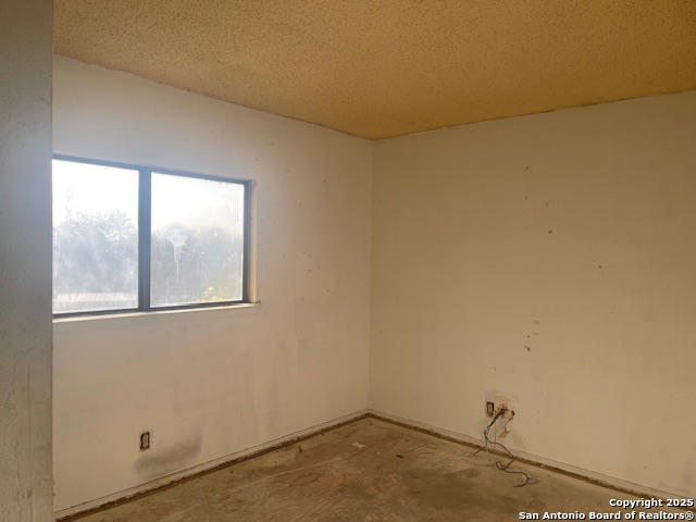 Image 23 of 34 For 8008 Wayword