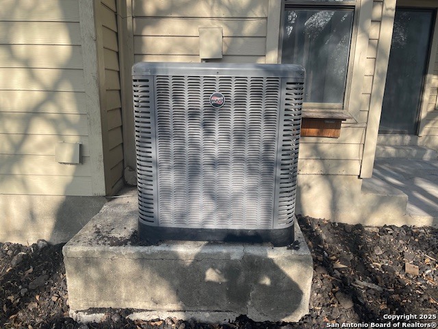 Image 33 of 34 For 8008 Wayword