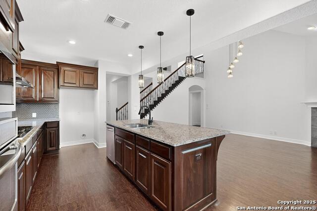 Image 14 of 44 For 18343 Valencia Vista