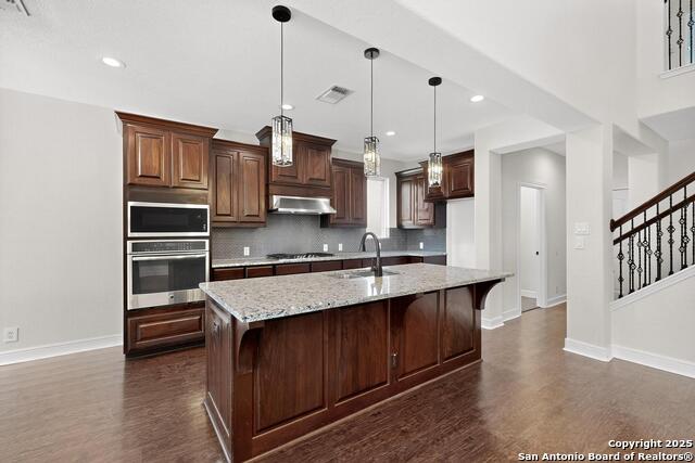 Image 15 of 44 For 18343 Valencia Vista