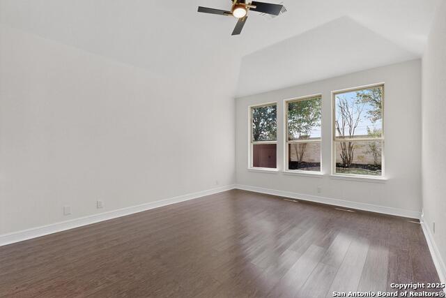 Image 19 of 44 For 18343 Valencia Vista