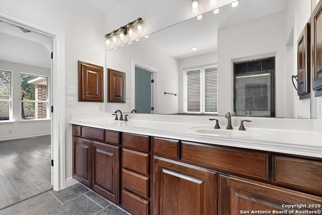 Image 22 of 44 For 18343 Valencia Vista