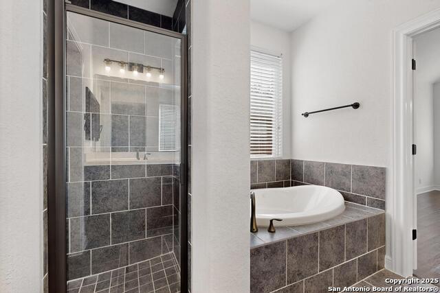 Image 24 of 44 For 18343 Valencia Vista