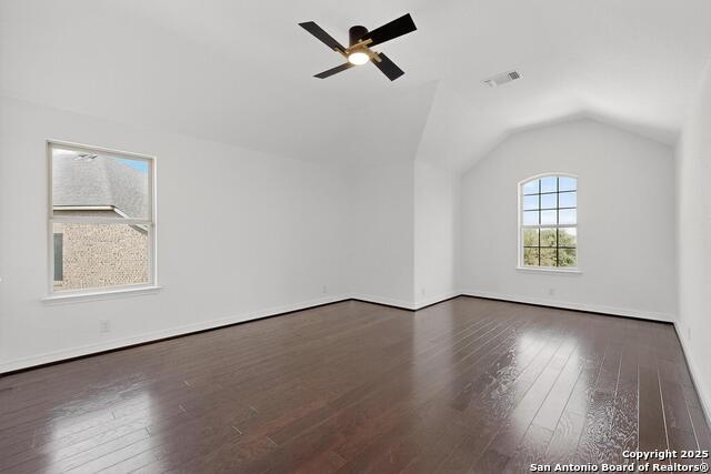 Image 28 of 44 For 18343 Valencia Vista