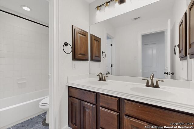 Image 30 of 44 For 18343 Valencia Vista