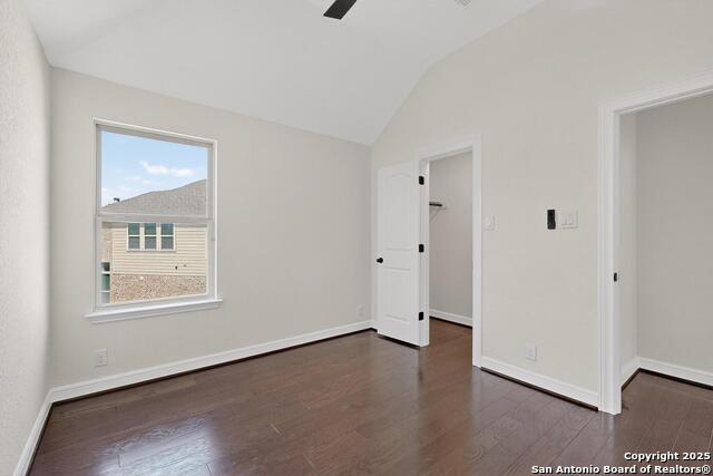 Image 37 of 44 For 18343 Valencia Vista