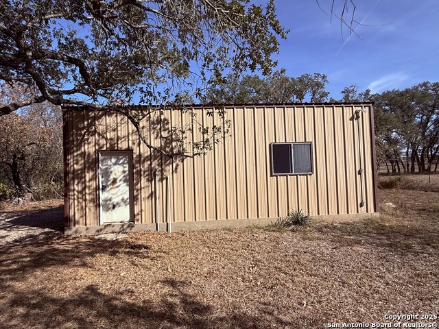 Image 37 of 45 For 250 Palomino