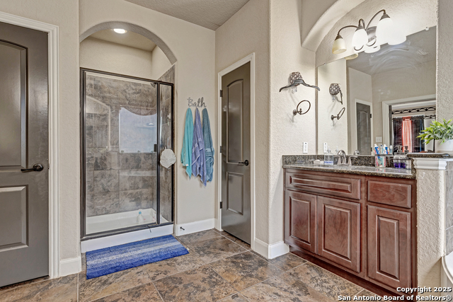 Image 21 of 32 For 14822 Poplar Pass