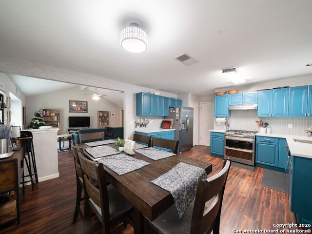 Image 14 of 27 For 14022 Tree Crossing