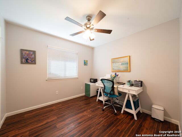 Image 18 of 27 For 14022 Tree Crossing