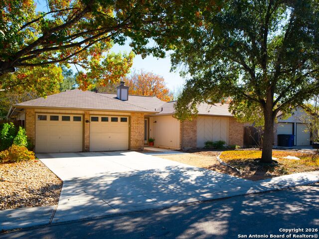 Image 2 of 27 For 14022 Tree Crossing