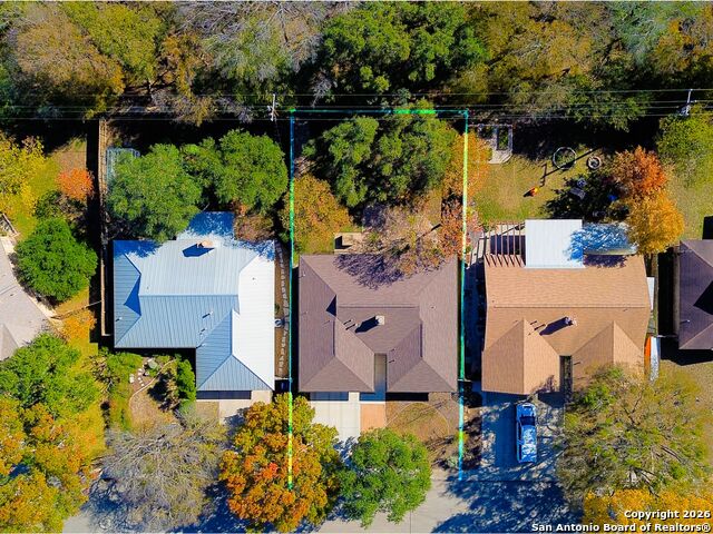 Image 26 of 27 For 14022 Tree Crossing