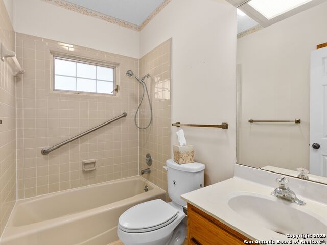 Image 20 of 50 For 146 Upper Cibolo Creek