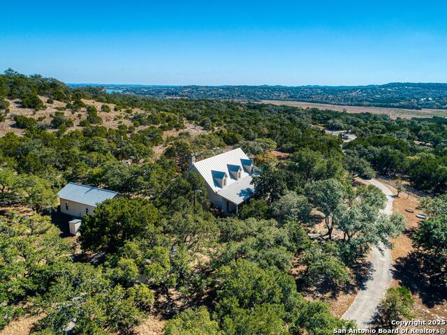 Image 41 of 50 For 146 Upper Cibolo Creek