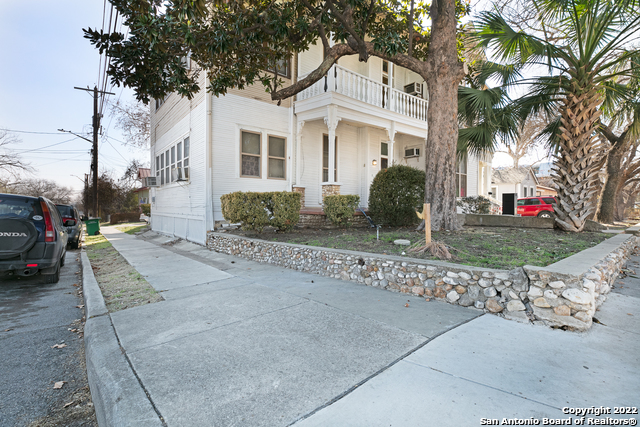 Details for 822 Carson St E 2, San Antonio, TX 78208