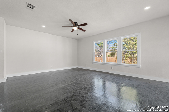 Image 18 of 27 For 343 Canton  