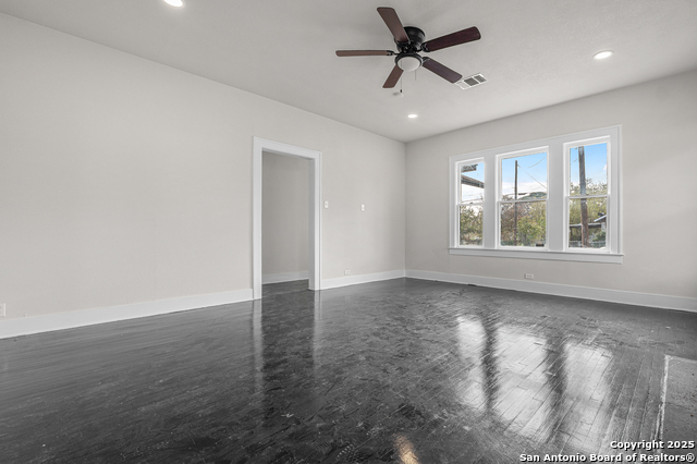 Image 7 of 27 For 343 Canton  