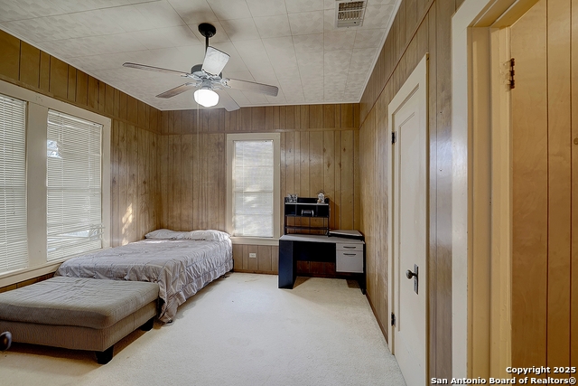 Image 25 of 44 For 612 Guadalupe E