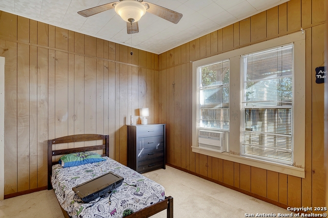 Image 26 of 44 For 612 Guadalupe E