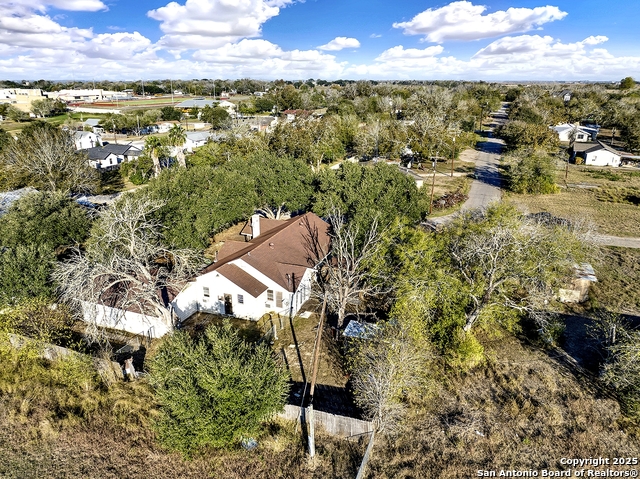 Image 39 of 44 For 612 Guadalupe E