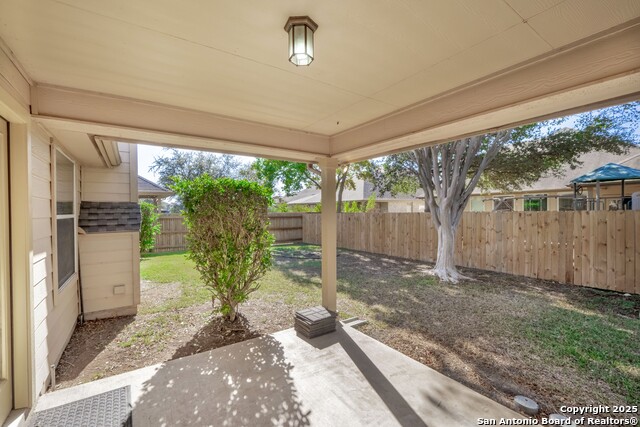 Image 31 of 39 For 8927 Liberty View