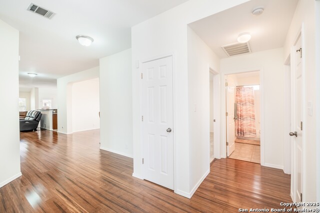 Image 4 of 39 For 8927 Liberty View