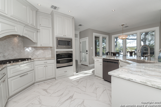 Image 10 of 27 For 13507 Muses