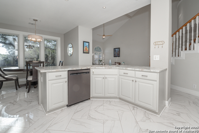 Image 11 of 27 For 13507 Muses