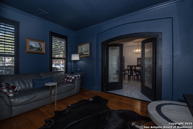 Image 14 of 27 For 13507 Muses