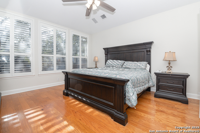 Image 15 of 27 For 13507 Muses