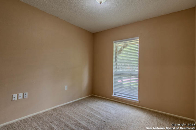 Image 18 of 21 For 123 Meadow Lark