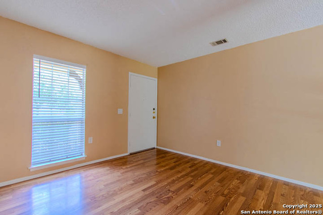 Image 3 of 21 For 123 Meadow Lark