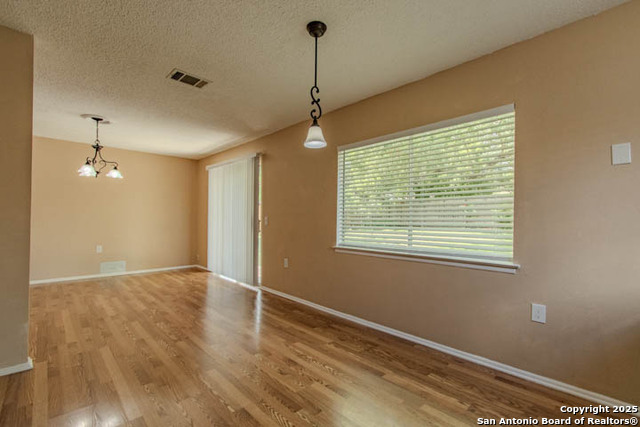 Image 9 of 21 For 123 Meadow Lark