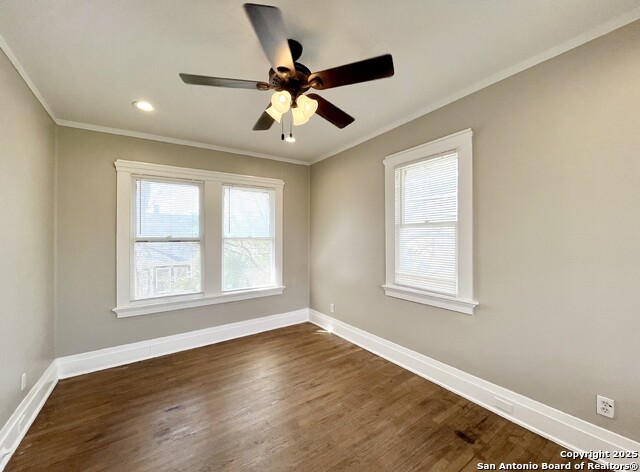 Image 14 of 23 For 411 Courtland Pl E 3