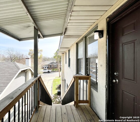 Image 21 of 23 For 411 Courtland Pl E 3