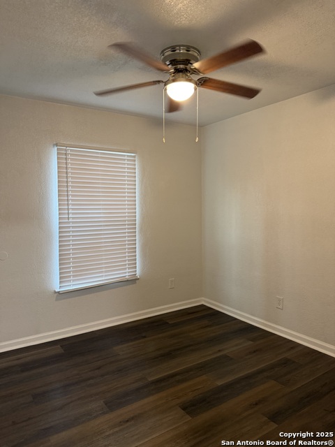 Image 5 of 10 For 5502 Knoll Krest