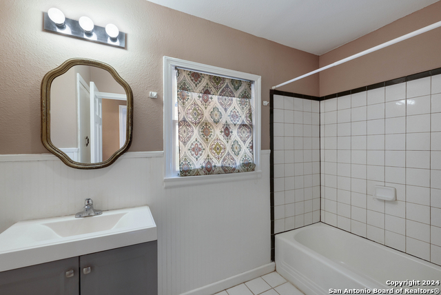 Image 13 of 20 For 105 John Page