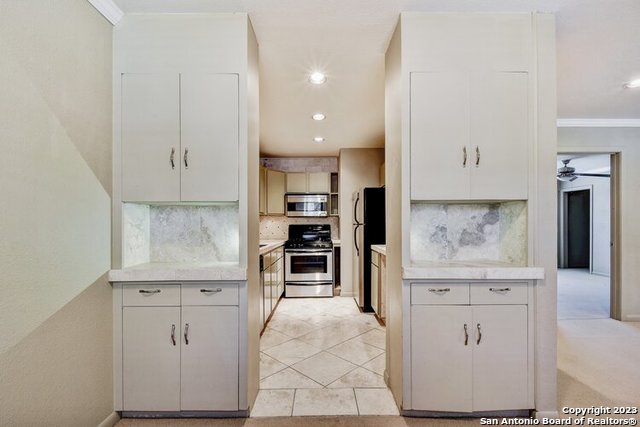 Listing photo id 12 for 1807 La Sombra Dr