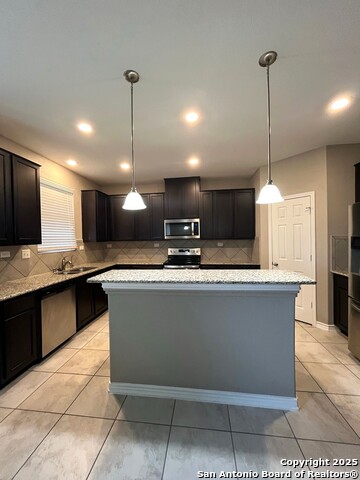 Image 12 of 23 For 663 Pebble Bend