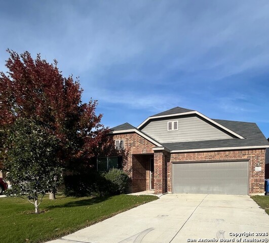 Image 2 of 23 For 663 Pebble Bend