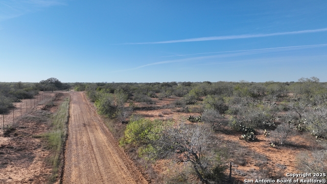 Image 2 of 18 For 001 Cr 307  