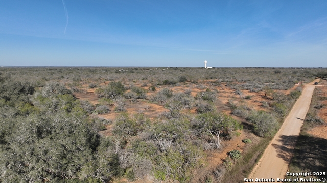 Image 8 of 18 For 001 Cr 307  